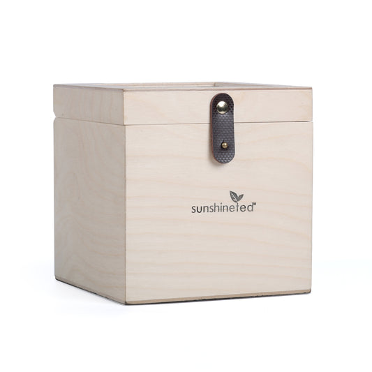 DESIGNER GIFT BOX OF 25 STICKS ( COLOUR: NATURAL WHITE )